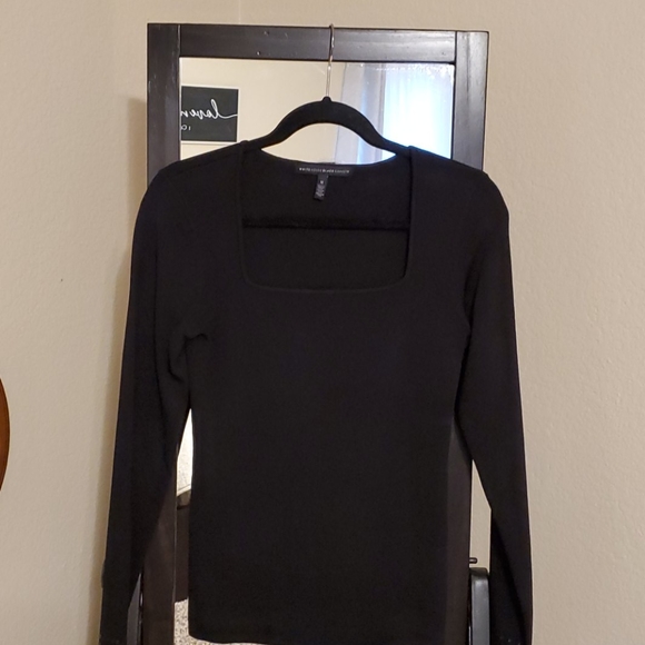 Sweater - Picture 2 of 4